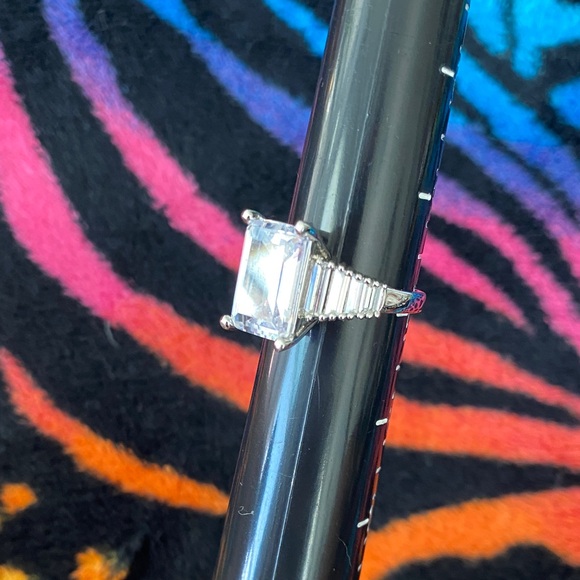 Park Lane Silver Ring with Clear Gemstone